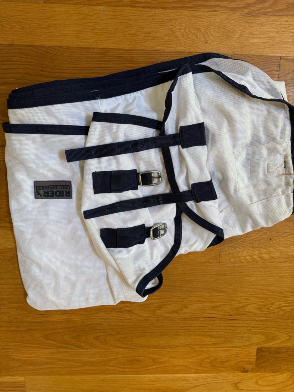 Riders by Lee White and Navy Contrast Pet Blanket with Buckle Straps